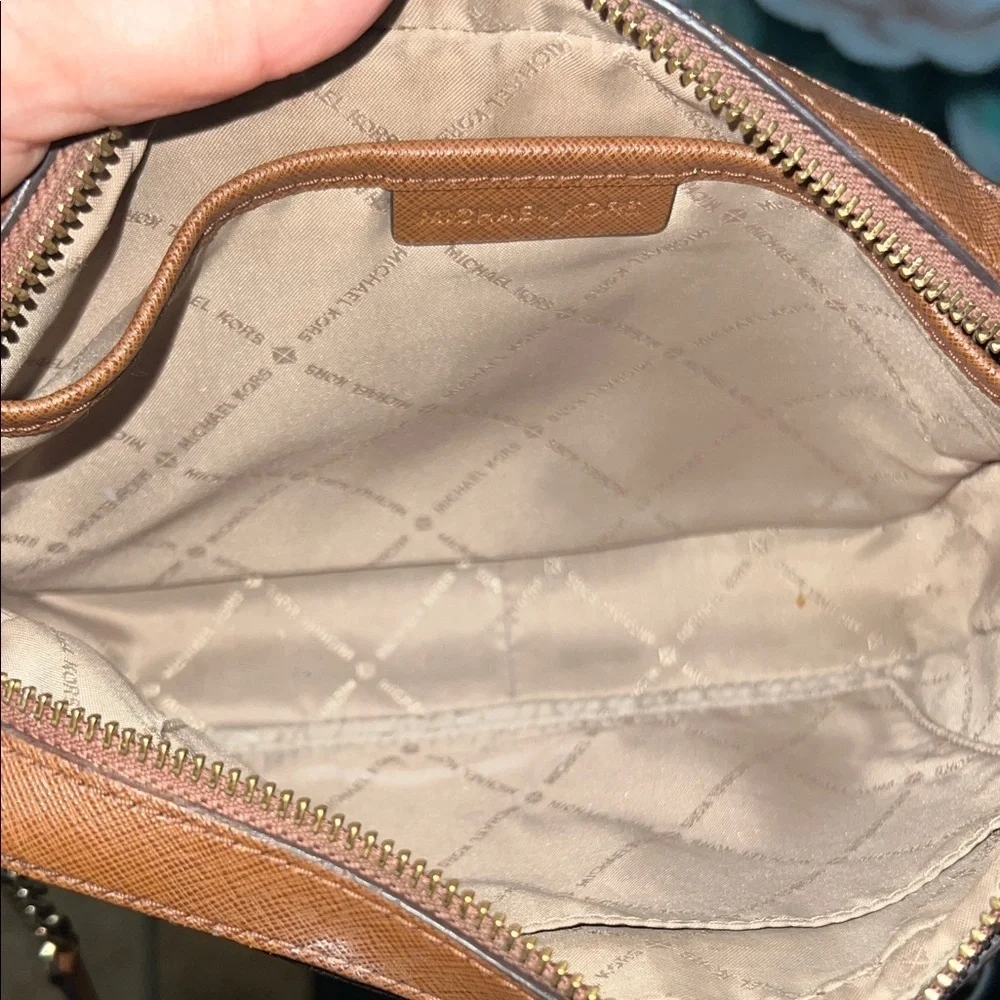 Michael Kors Elegant Brown and Black Crossbody Bag